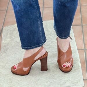 Vince Camuto Tan Leather Heels